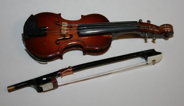 Miniatur  /  Violine mit Bogen - 7 cm