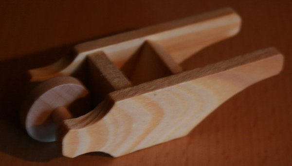 Miniatur  /  Schubkarre, Holz